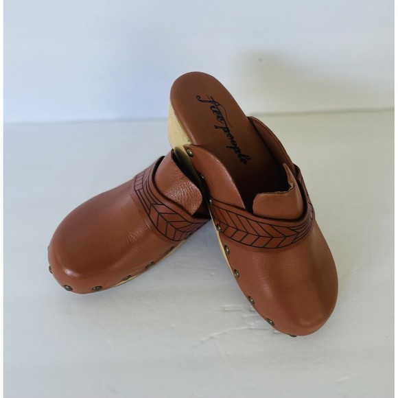 Free People Chloe Clogs Brown Leather Wood Base Pattern Band Studs 37.5/6.5- 7 - Picture 13 of 14